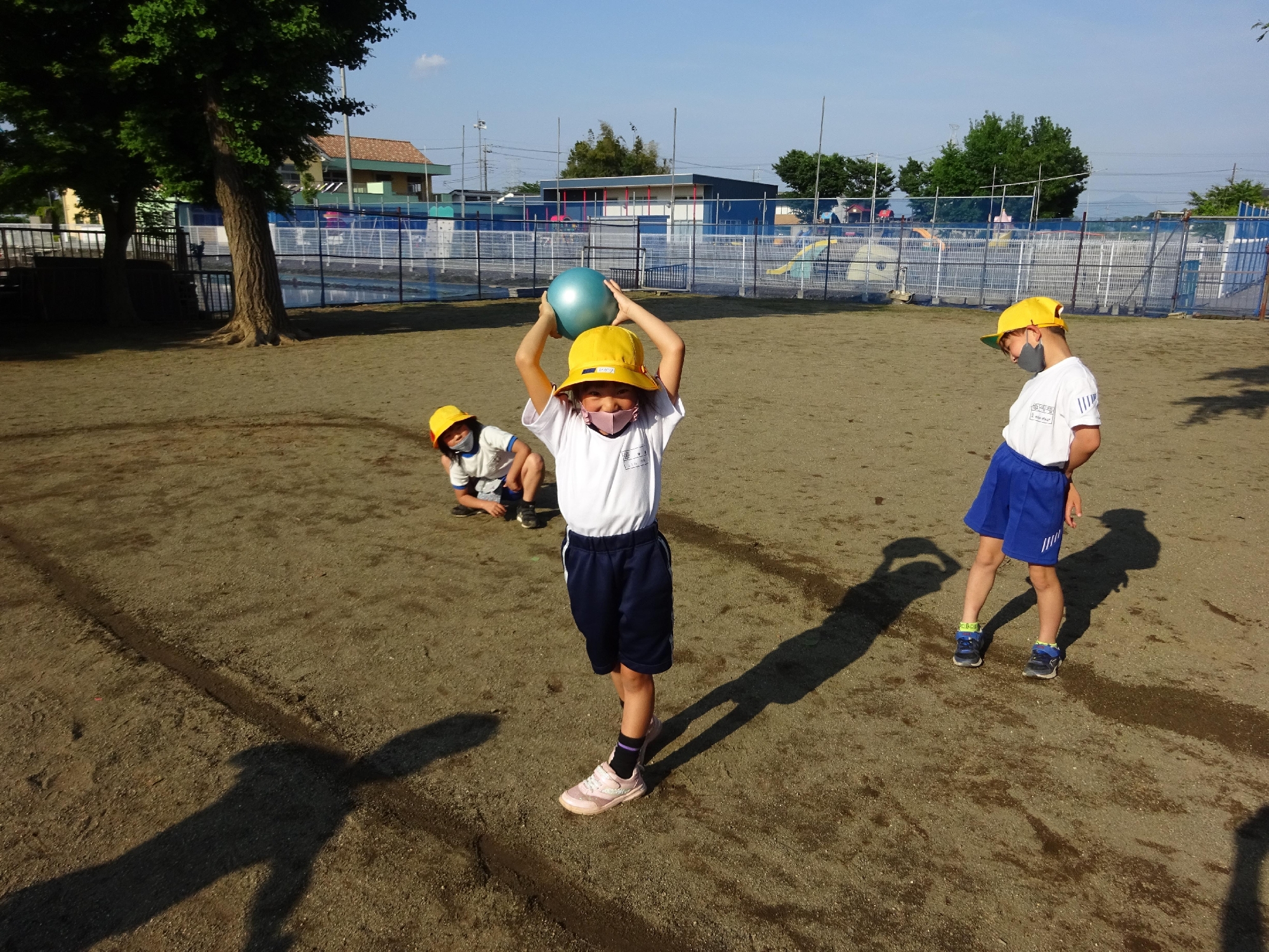 6月21日(火)外遊び